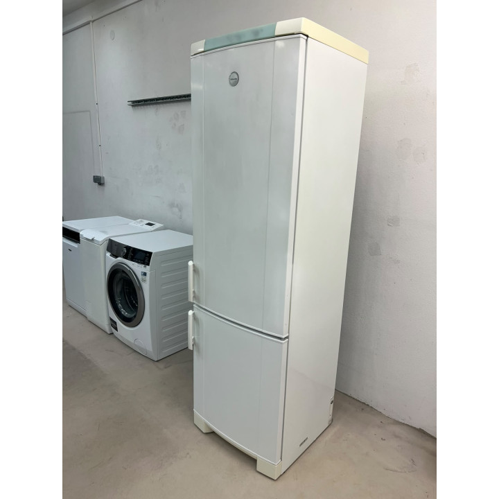 Používaná Chladnička Electrolux 185cm 