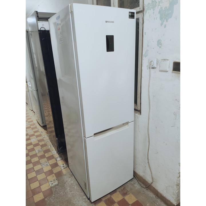 Používaná Chladnička Samsung 185cm 
