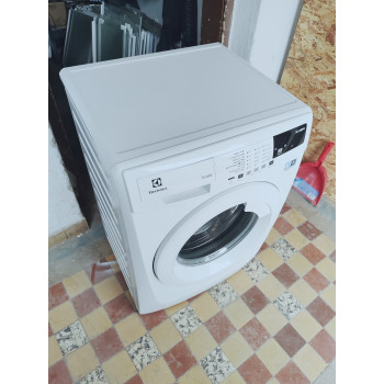 Používaná práčka Electrolux 7kg